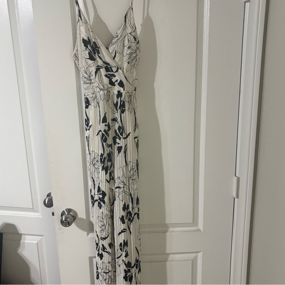 Elegant Black and White Floral Jumpsuit